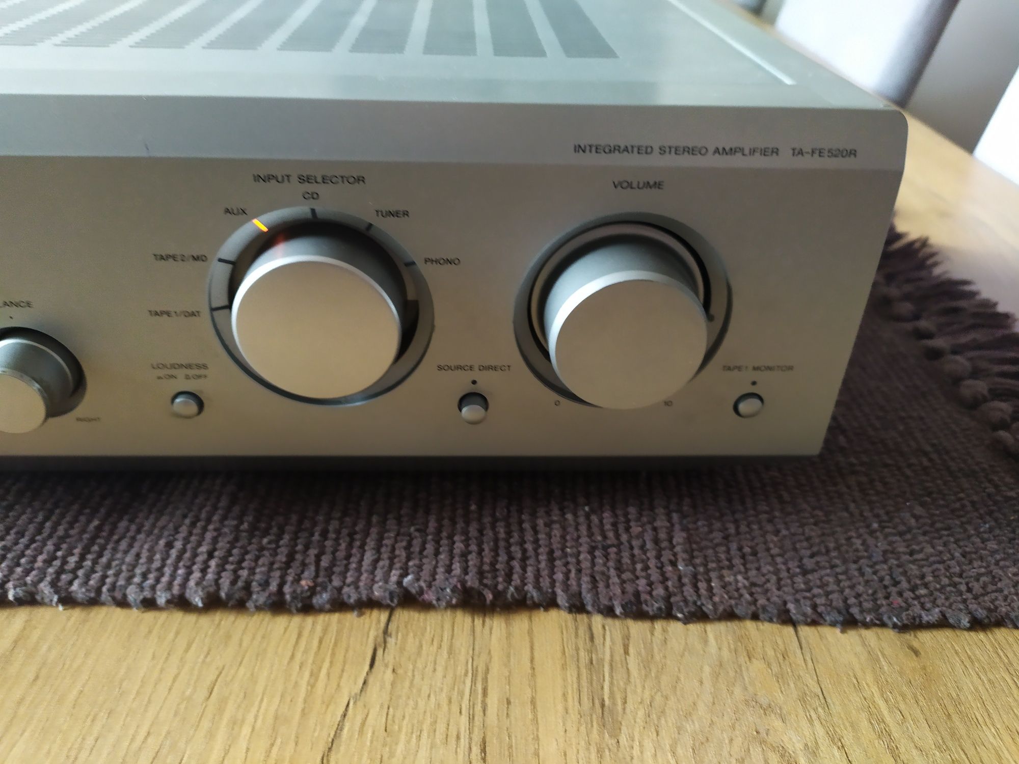 Wzmacniacz Sony TA FE 520R+ pilot