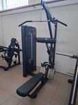 Dwufunkcyjna maszyna do treningu pleców lat pulldown/seated row RE8026