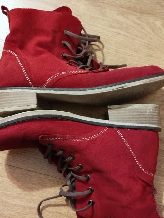 Czerwone zamszowe botki za kostkę Venezia 37