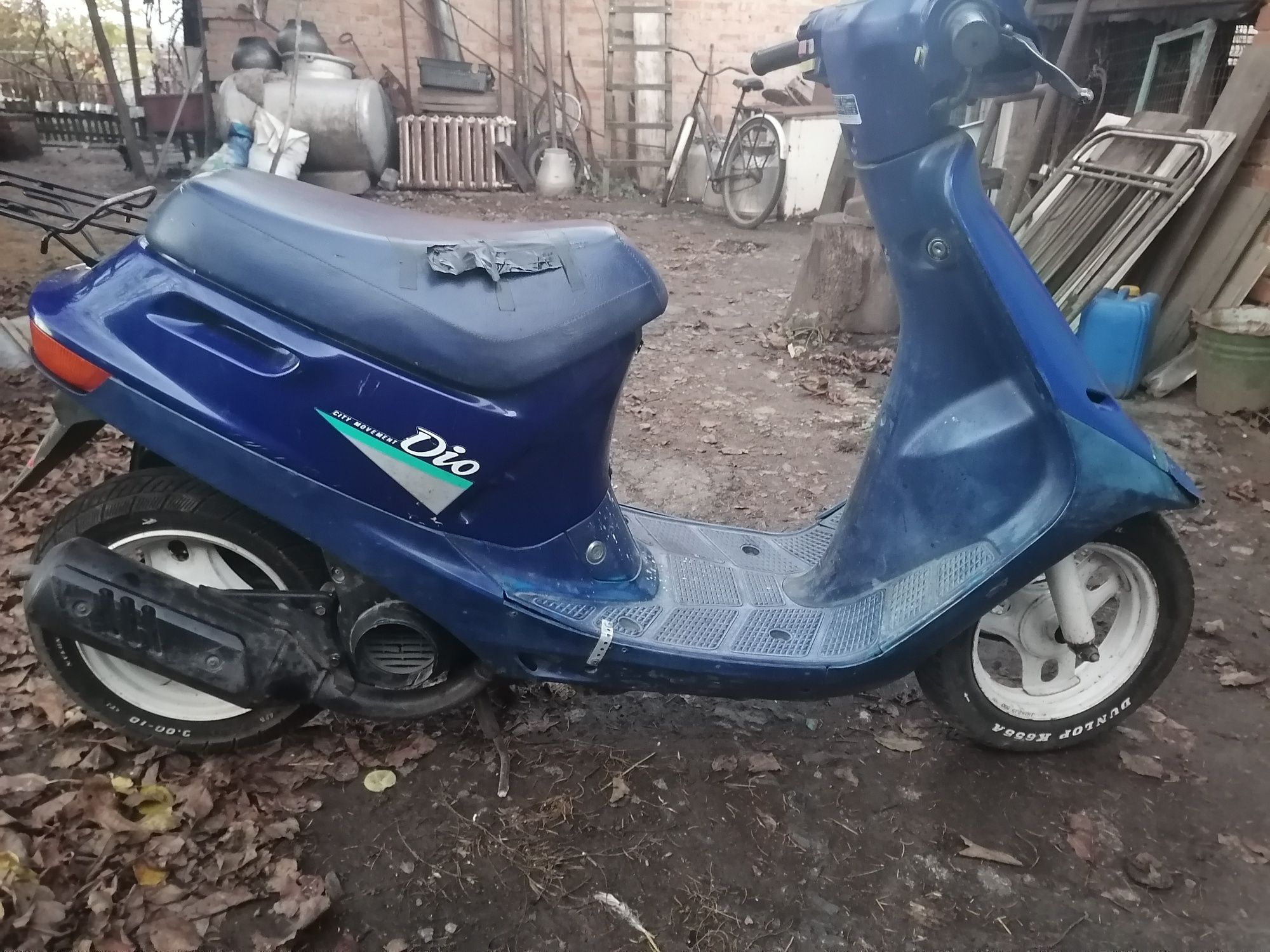 Продам скутер Honda Dio18