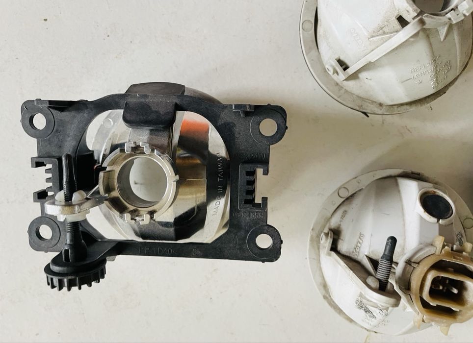 Противотуманка птф citroen berlingo peugeot partner освітленя мото