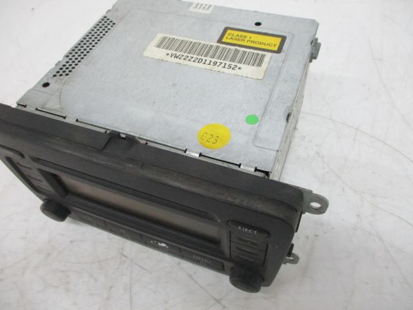 Rádio / auto-rádio VOLKSWAGEN Touran (1T)