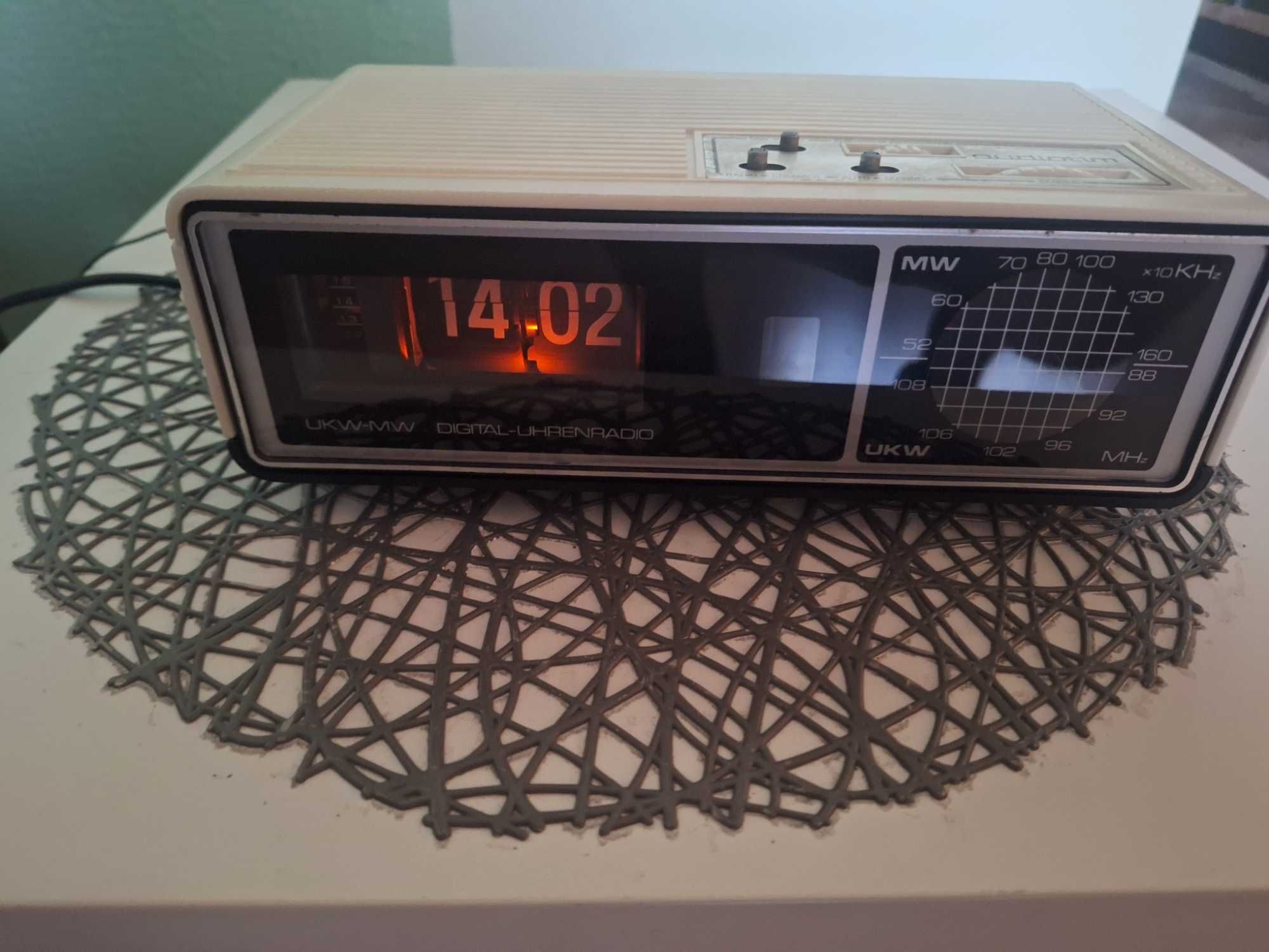 Zegar klapkowy radio budzik AUDIOTIM