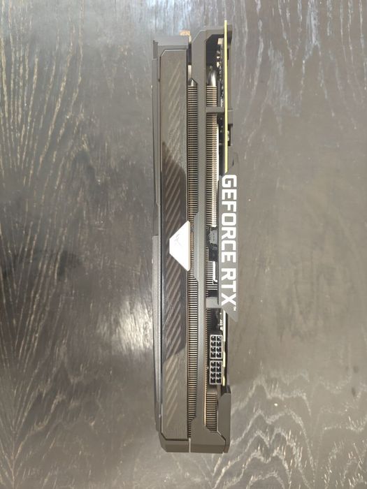 Видеокарта Asus Rog Strix Rtx 3060 ti с памятью Samsung