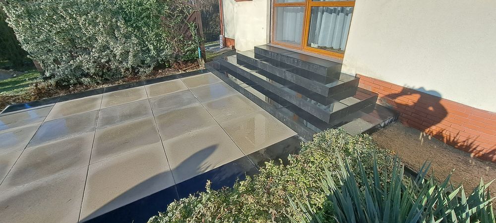 Układanie kostki brukowej, montaż ogrodzeń panelowych.