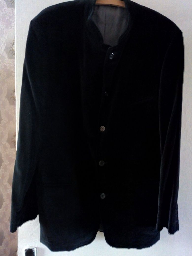 Пиджак мужской велюровый черный 54 разм