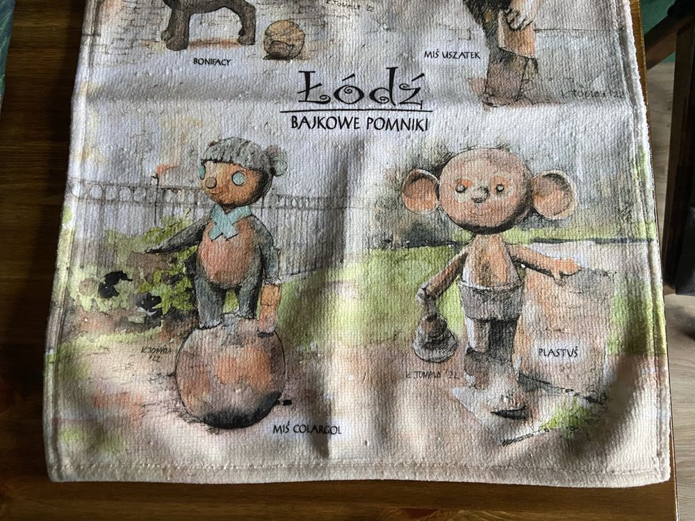Ściereczka ręcznik Łòdź bajkowe pomniki 49x37 cm