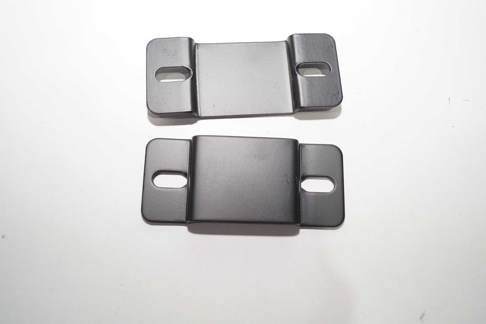 2 sztuki Uniwersalny uchwyt metalowy wspornik na głośnik ścienny 1para