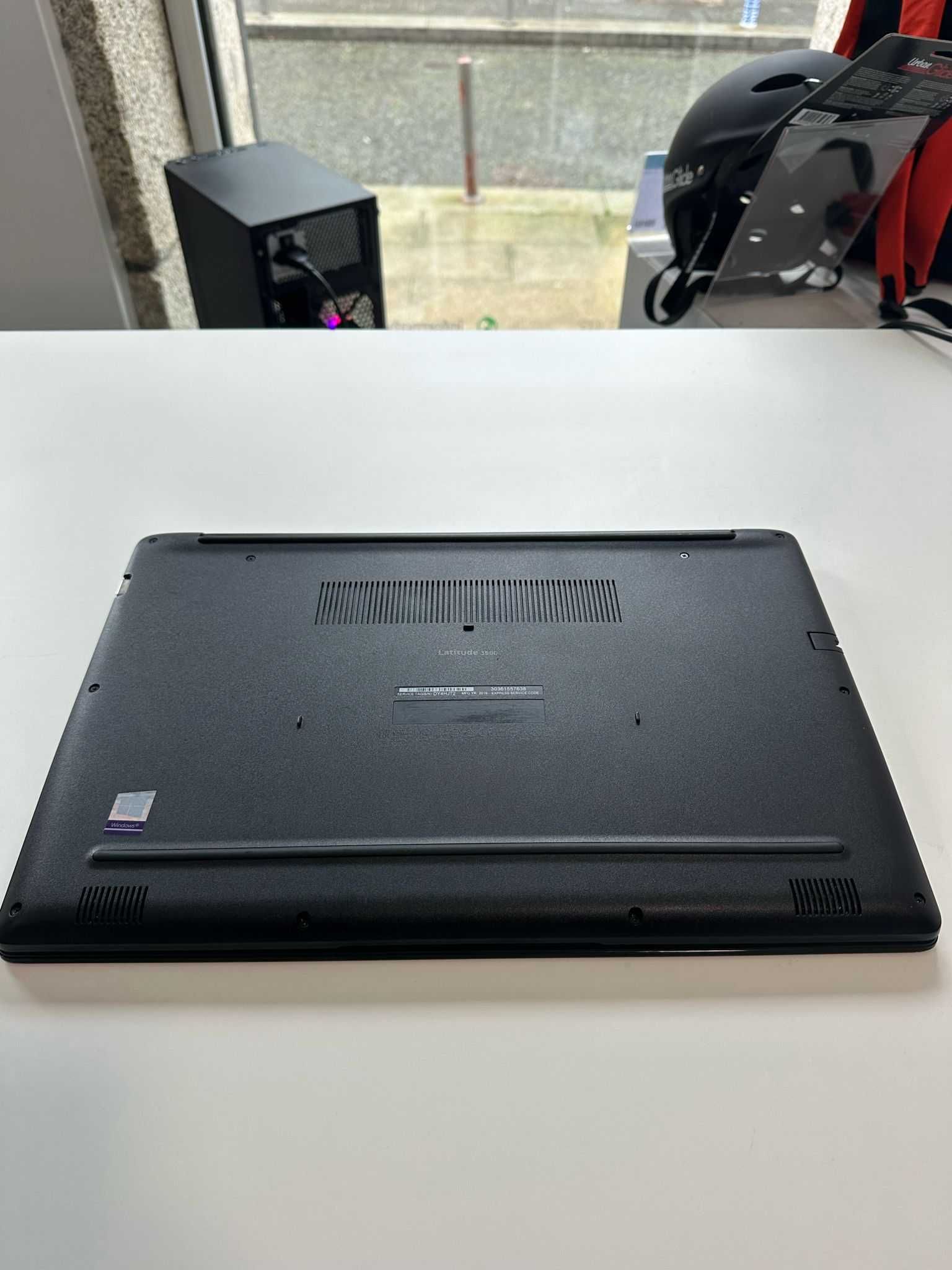 Portátil Recondicionado Dell Latitude 3500