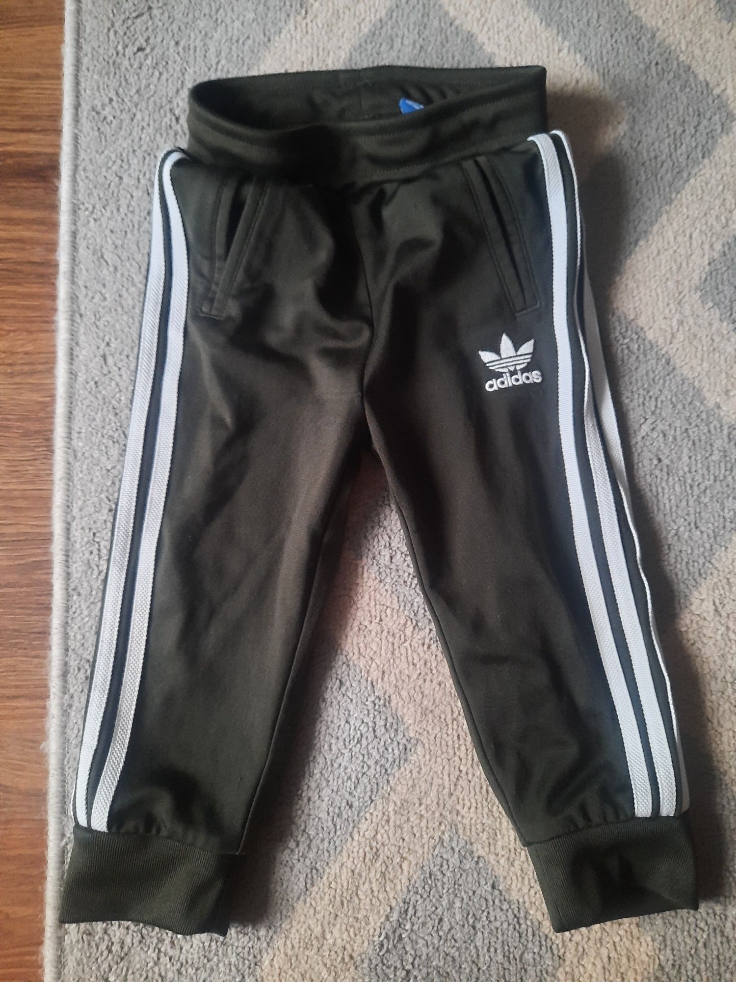 Spodnie dresy  Adidas roz. 80