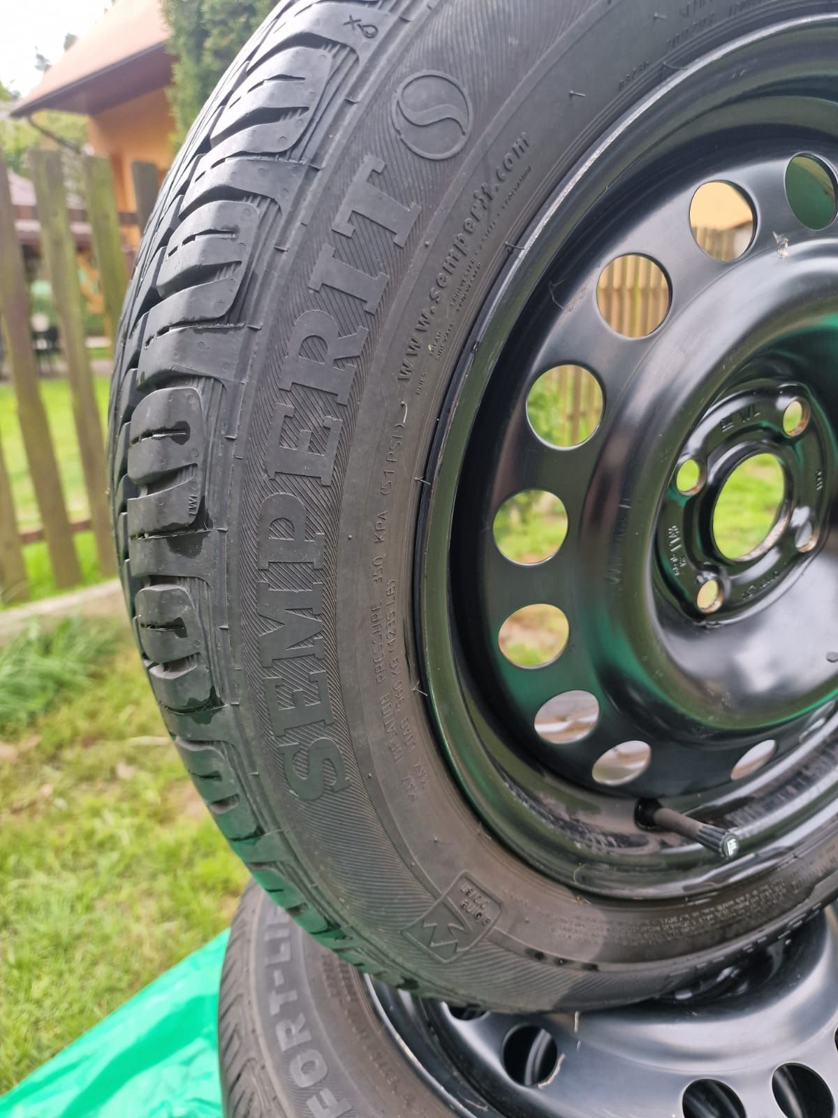 Komplet kół 4x100 185/60/r15 xl