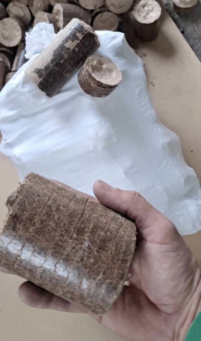 Brykiet bukowo-debowy kominkowy