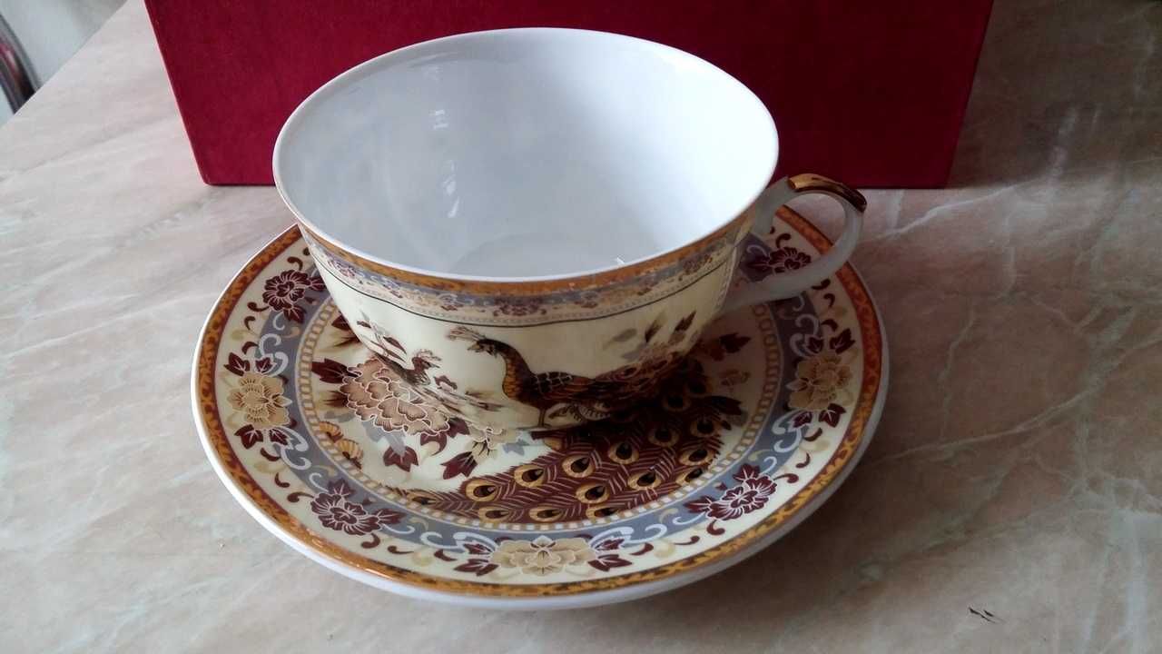 Zestaw 2 filiżanek z japońskiej porcelany