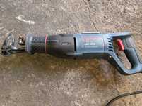 BOSCH Piła szablasta GSA 900E Walizka