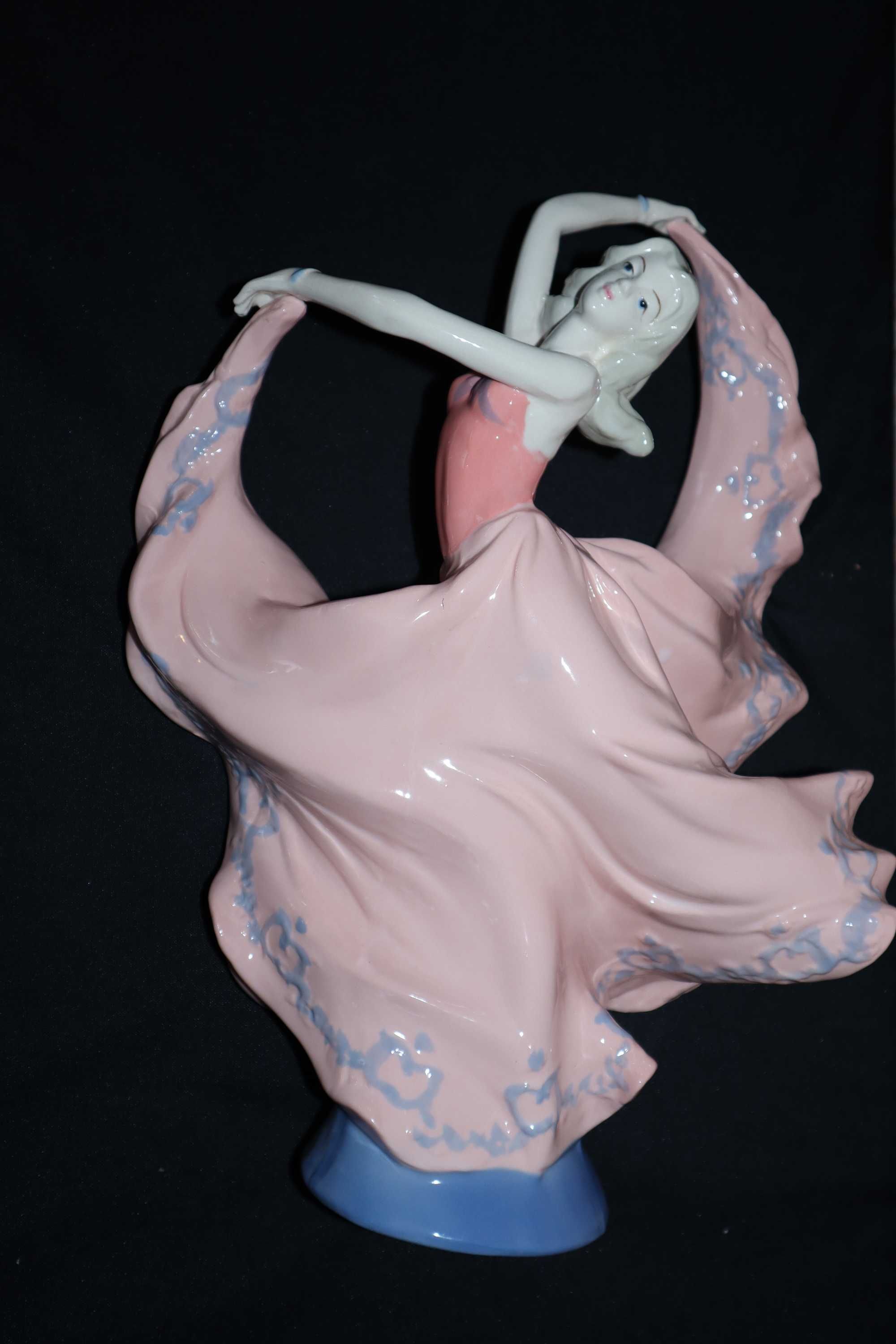 Porcelana Figurka Tancerka Rzeźba Balerina sygnowana