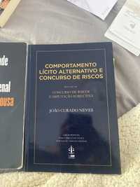 Tres livros sobre DIREITO