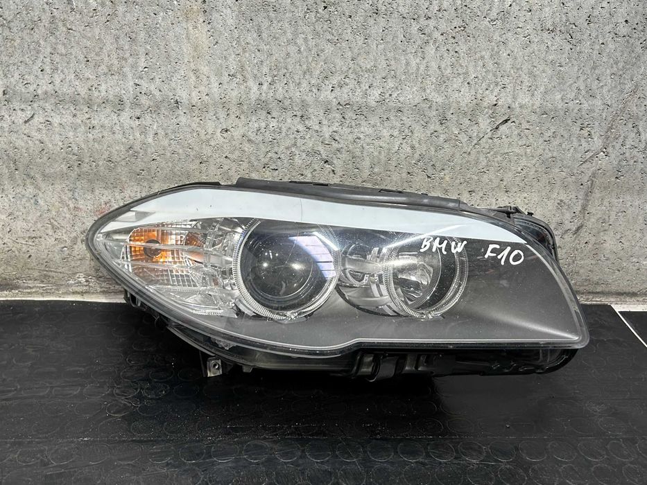 Ótica direita BMW Série 5 F10 (2014)