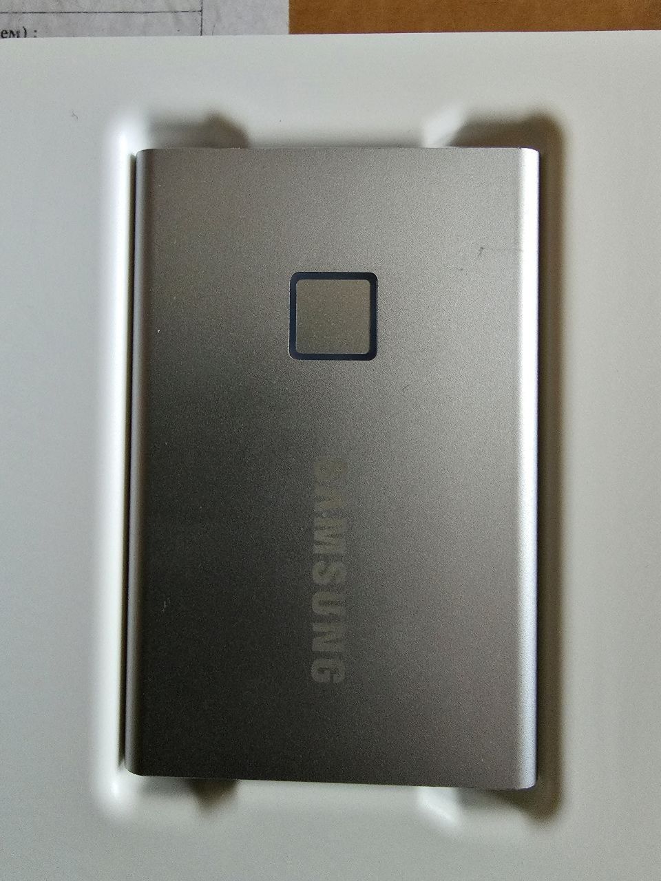 SSD Samsung на 1ТБ с отпечатком пальца