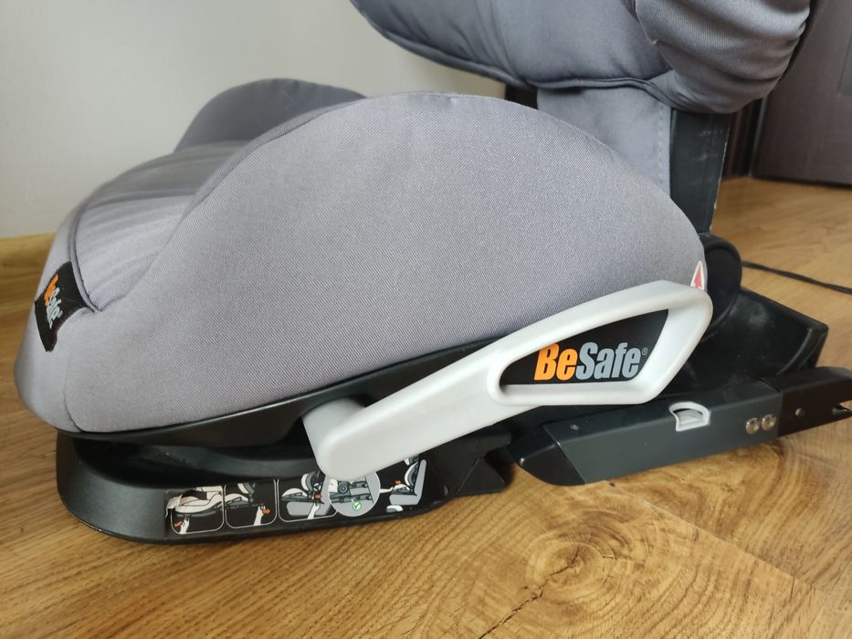 Fotelik samochodowy Besafe IZI UP X3 fix 4-12 lat, 15-36kg,szary
