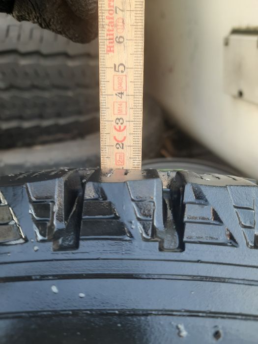 235/65 R17 opony zimowe  ostre 4x4 jeep touareg ML pajero