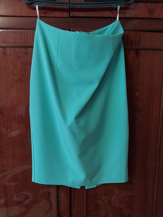 Продам жіночий літній костюм