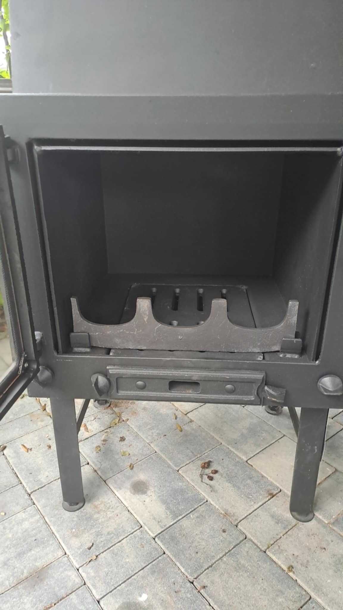 Nowy kominek  16 KW z płaszczem wodnym TARNAVA