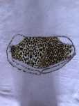 top padrão leopardo