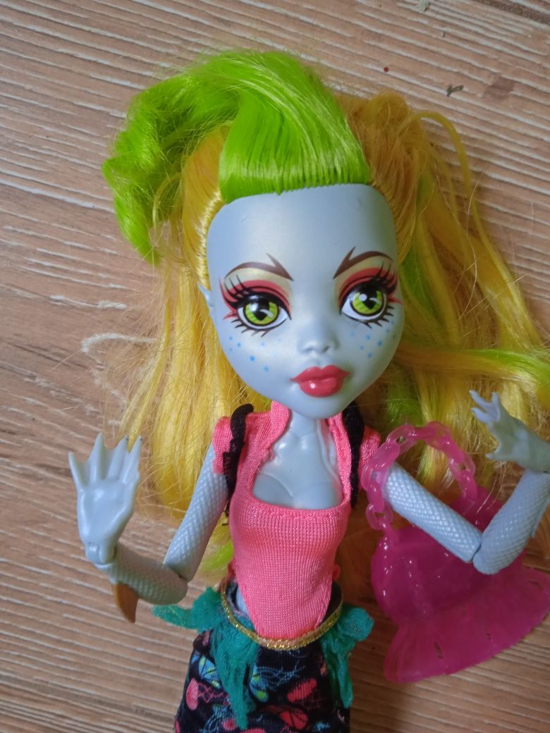 Lalka laguna fire monster high