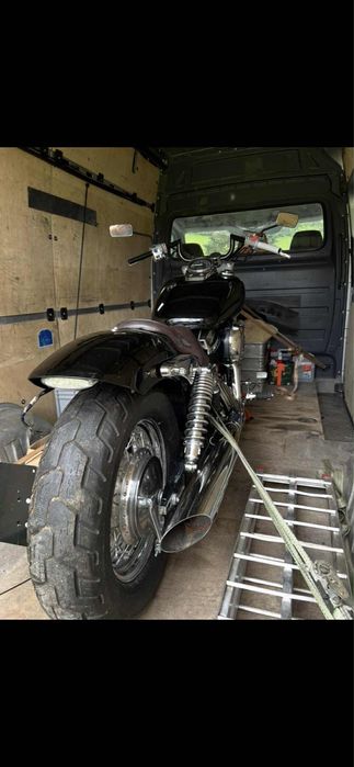 Motocykl honda vt 750