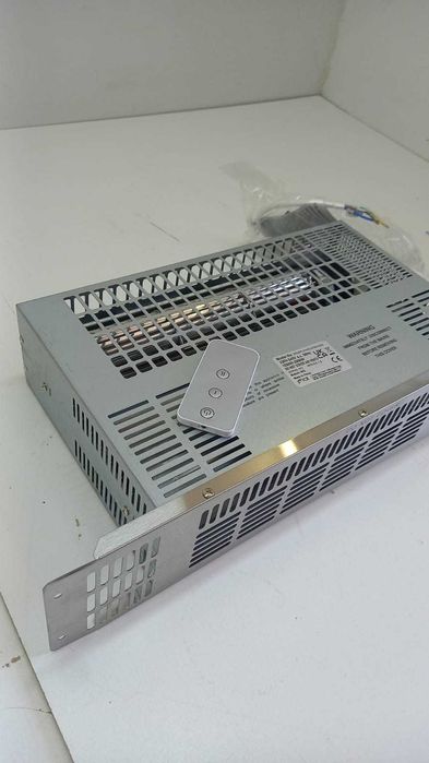 Grzejnik cokołowy 2.0 kW ze stali nierdzewnej (4)