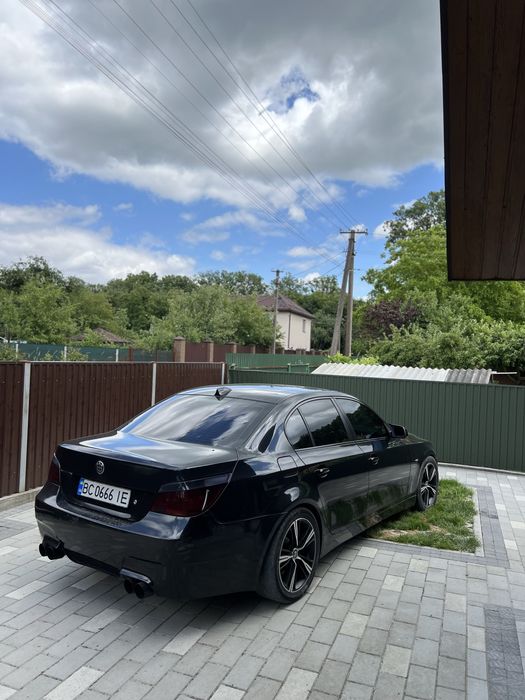 Продам bmw e60 535d