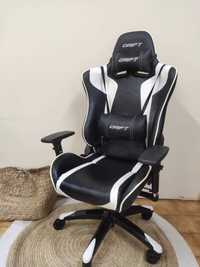 Cadeira Gaming Drift DR300 - Preto | Branco
