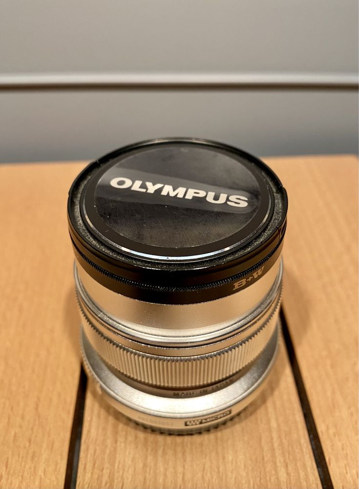 Объектив Olympus 12 mm f 2.0 (Panasonic, BlackMagic Pocket Cinema)