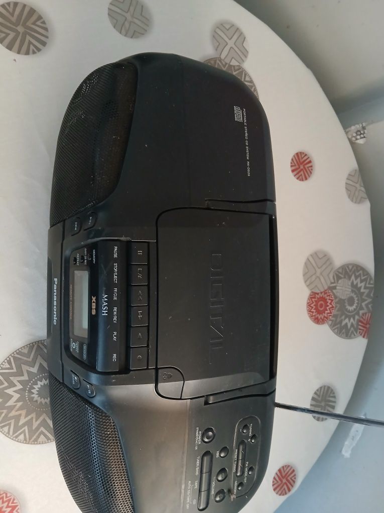 Radio magnetofon  cd panasonic  Rx-DS25