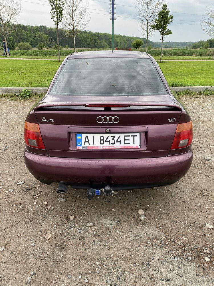 Audi A4 B5 1.8 газ/бензин