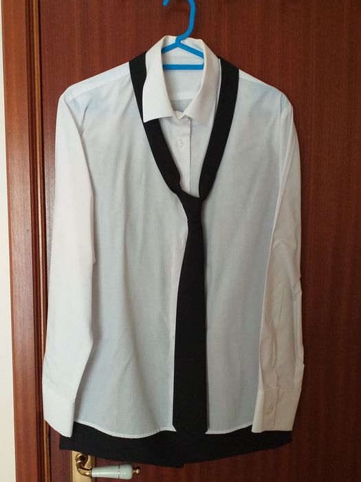 Traje académico Feminino - Porto