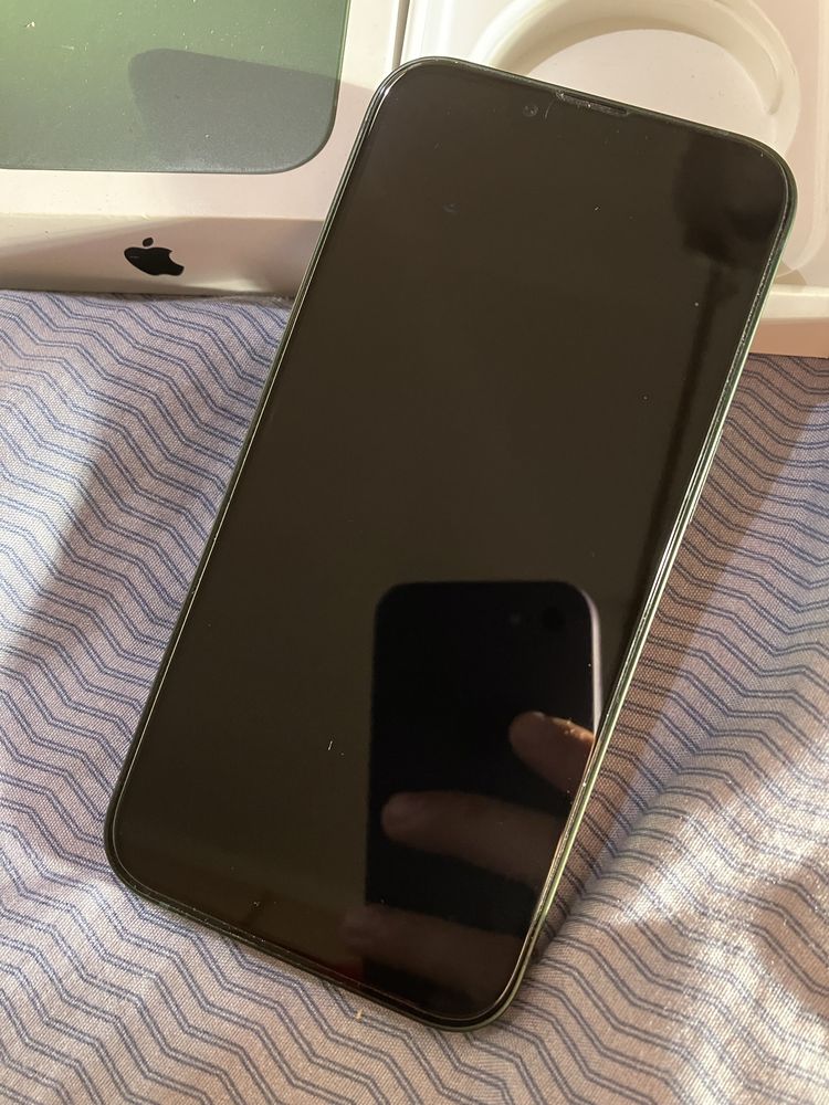 Продам iphone 13 green 128 r sim