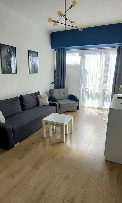 Klimatyczny 2-pok apartament w ścisłym centrum W-wy,  do 5 osób.