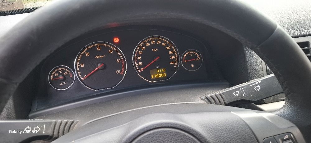 Signum 1.9 tdi 150km