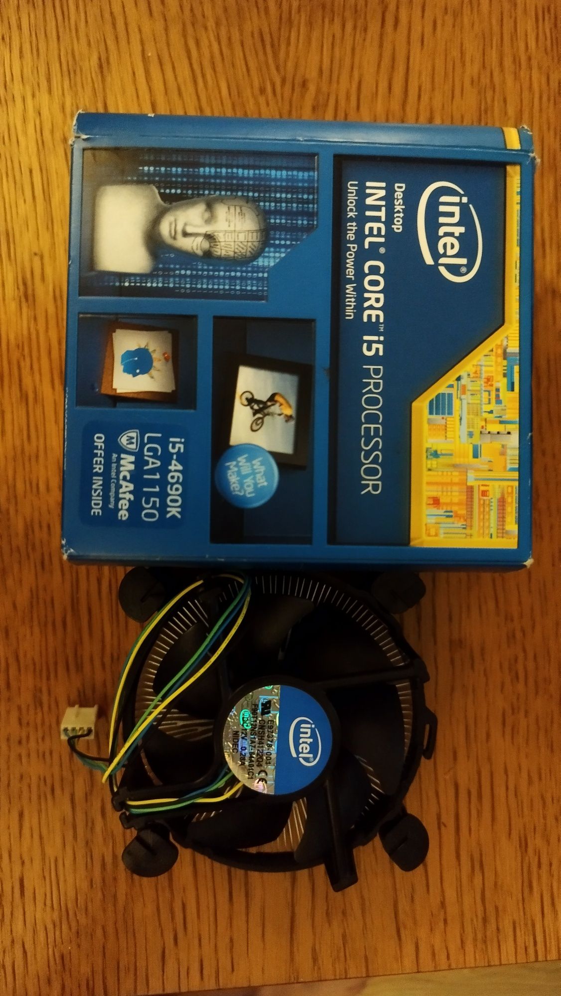 Oryginalne chłodzenie box do intel  i5-4690K.