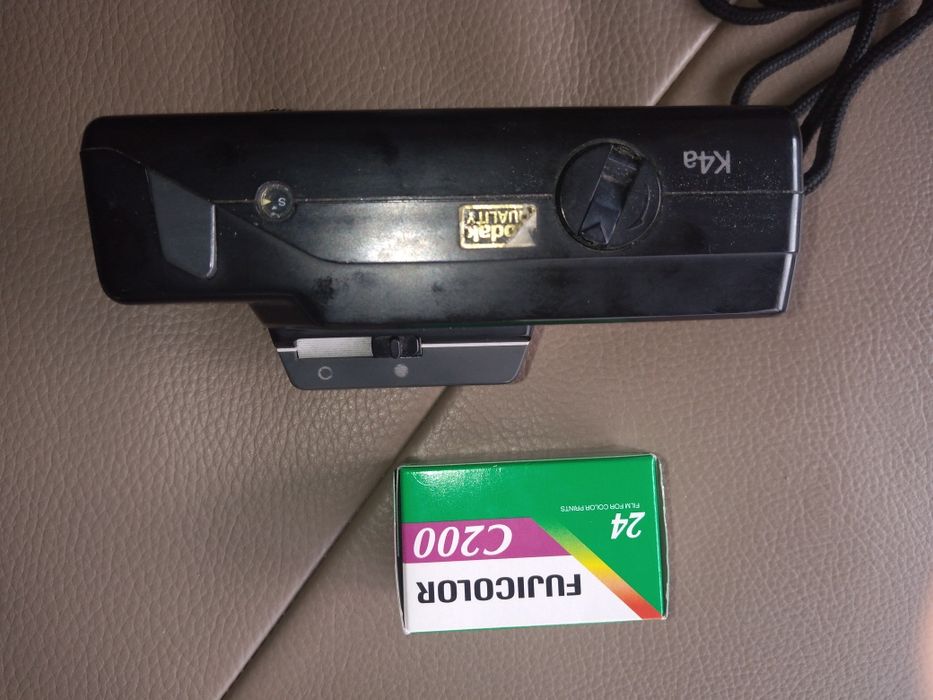Máquina Fotográfica KODAK RV 35 de rolo