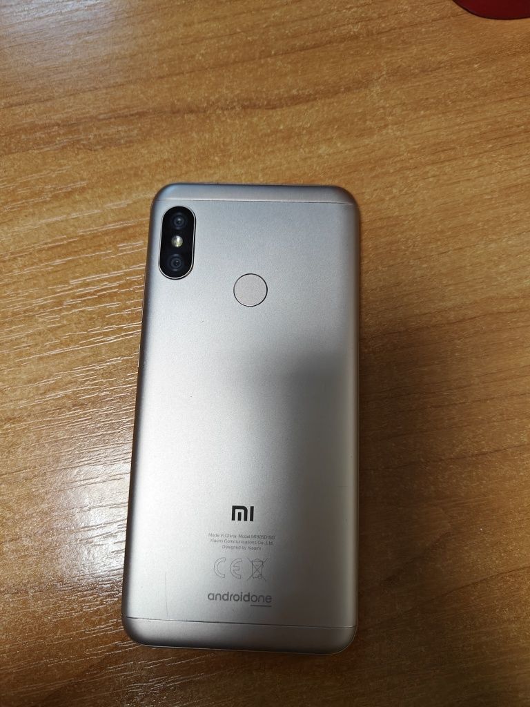 Мобільний телефон Xiaomi Mi A2 Lite