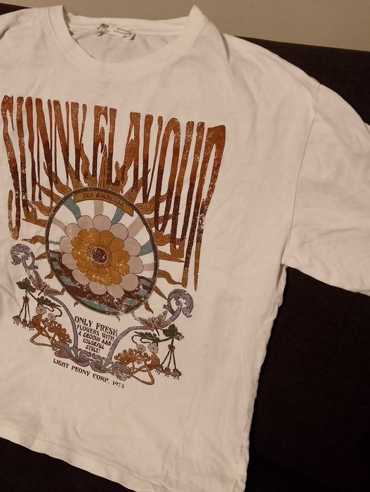 PULL&BEAR. Koszulka damska.