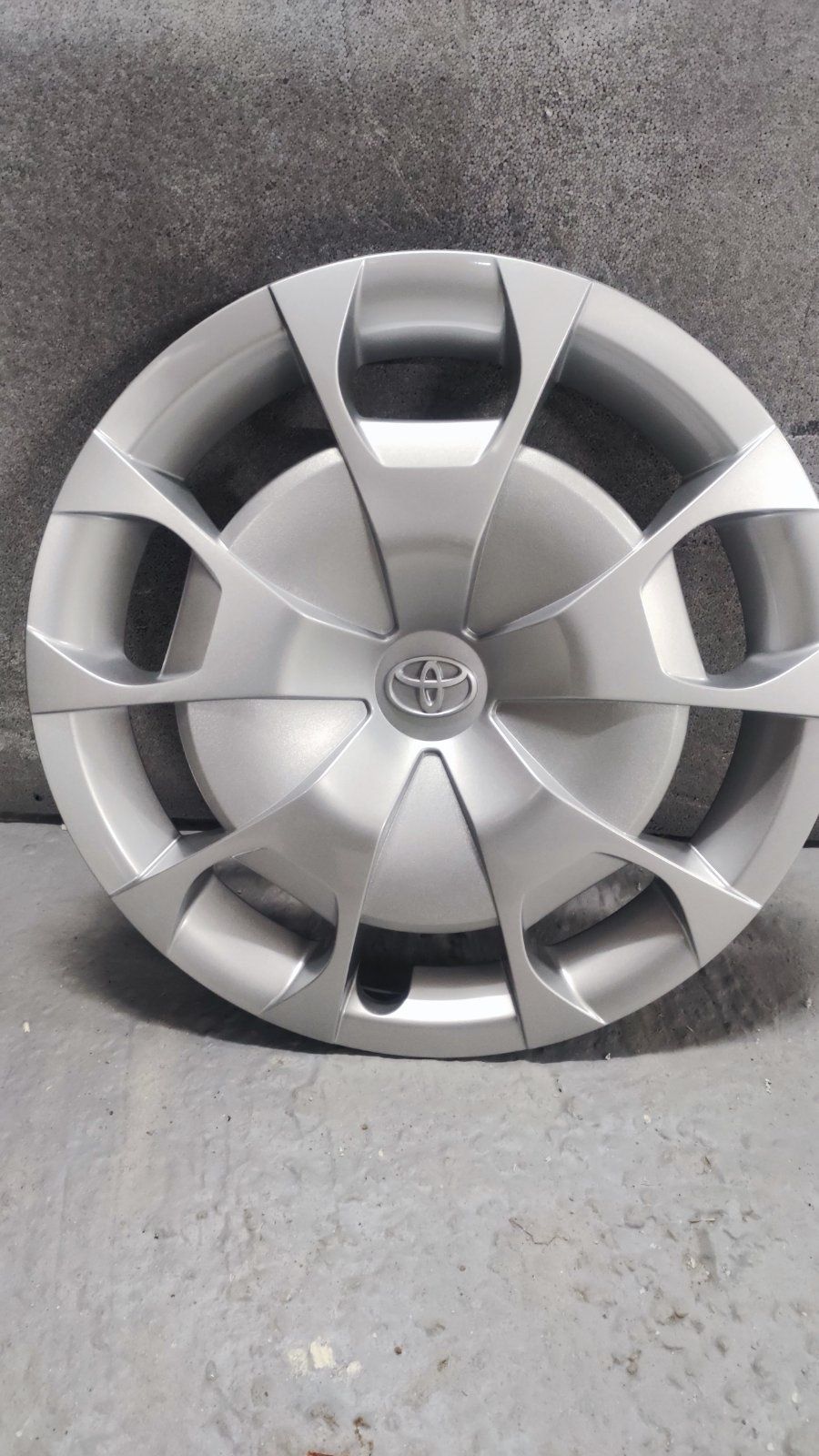 Комплект Ковпаків  Toyota Тойота R16 42602-26050