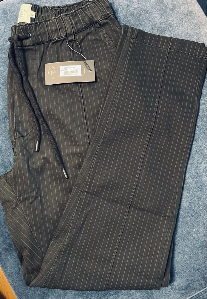 Męskie spodnie eleganckie czarne 32 L Newport Bay Sailing Club nowe