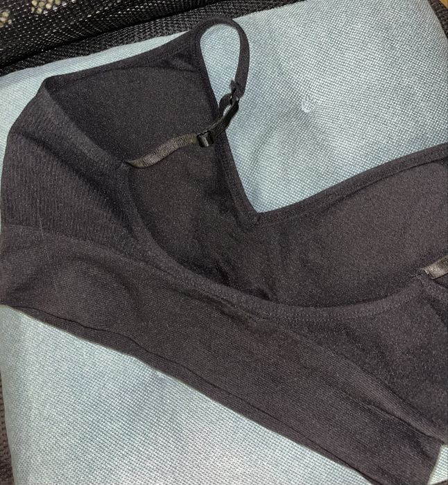 Чорний топ, спортивний