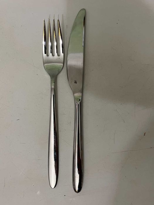 Столові прилади ложки вилки ножі мельхіорові срібні