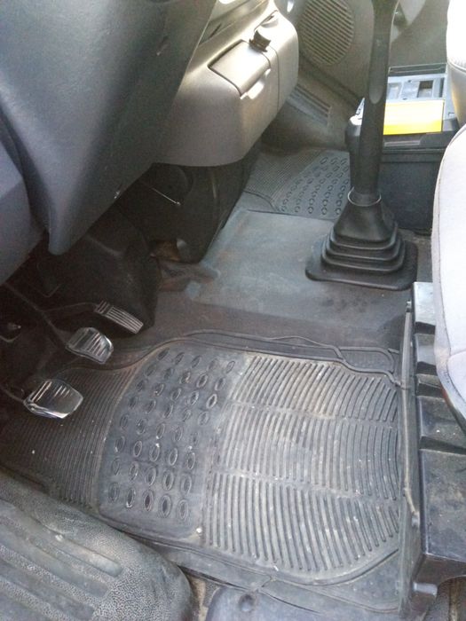 Estou a vender essa carrinha