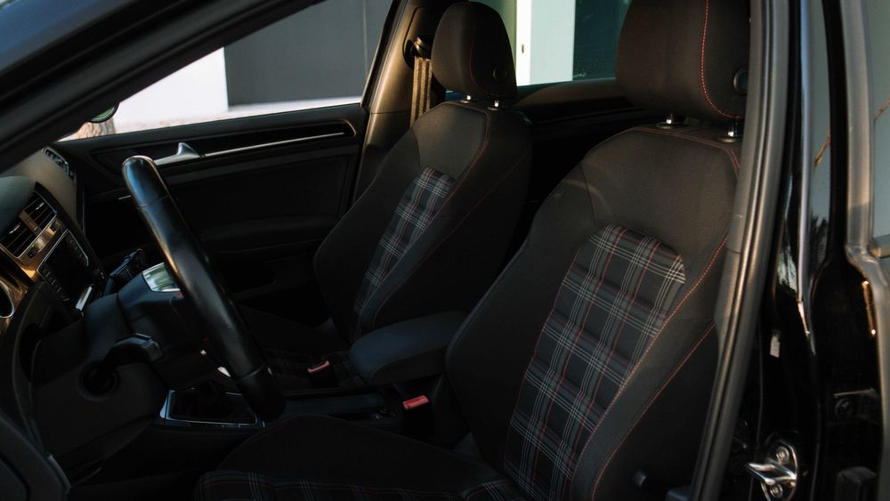 Volkswagen Golf GTI VII 2.0 TSI (2013) – Manual