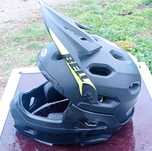 Bell Super DH capacete de BTT